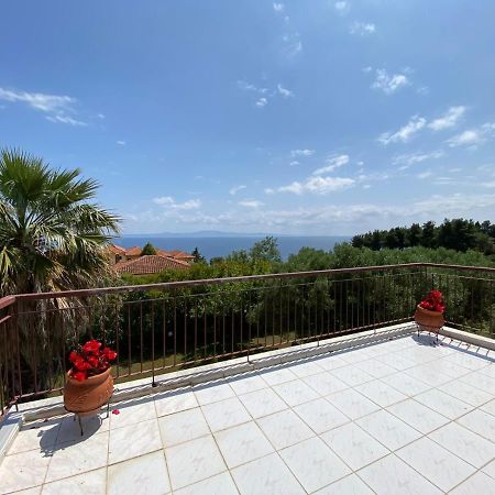 Amazing Sea View Loft, Afytos Apartment Bagian luar foto