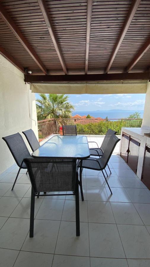 Amazing Sea View Loft, Afytos Apartment Bagian luar foto